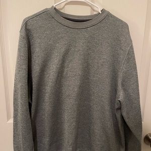 Under armor sweatshirt, size  extra large, barley worn good condition.